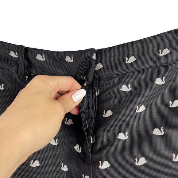 RSVP By Talbots Dress Ankle Hampshire Pants Black Swans High Waisted Size 4P - Picture 7 of 16